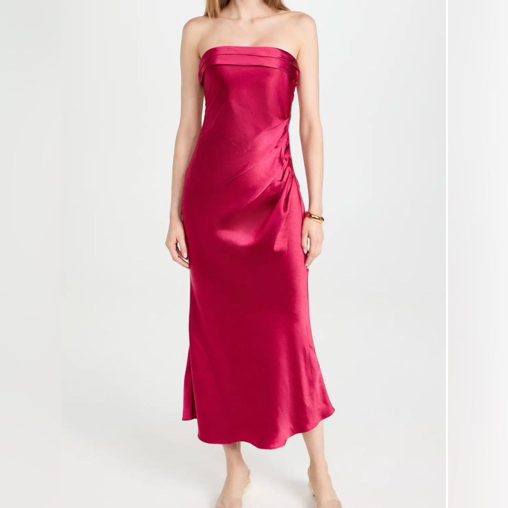 Elliatt Hollywood Dress in Crimson Red Size Small